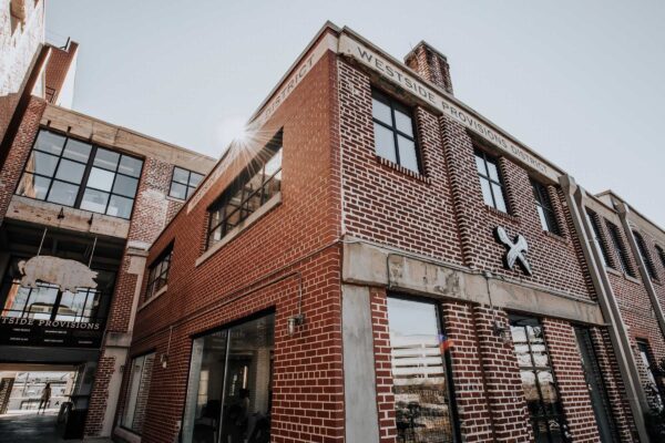 Commodore Barbershop Exterior